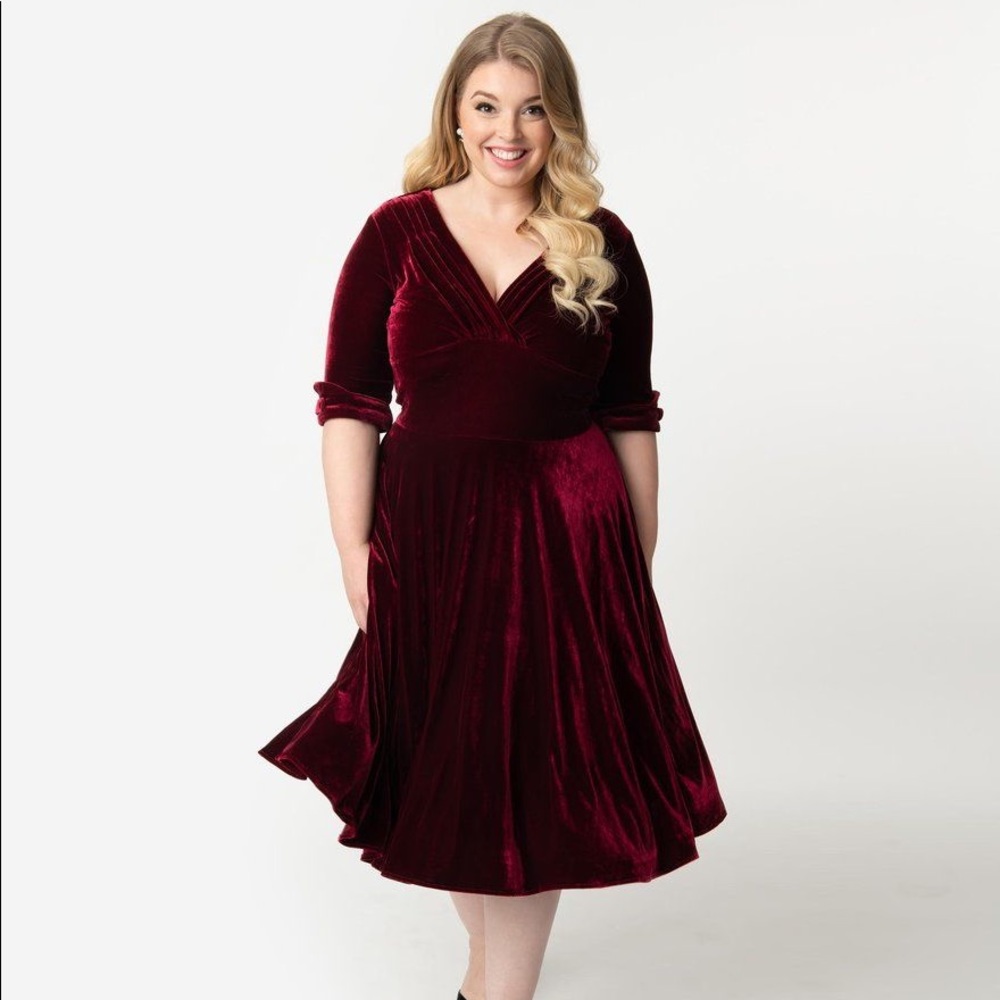 Unique Vintage | The Delores Dress Burgundy Velvet